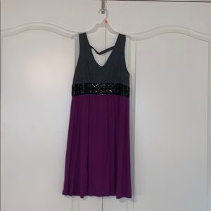 Ella Moss jersey dress with chain link band